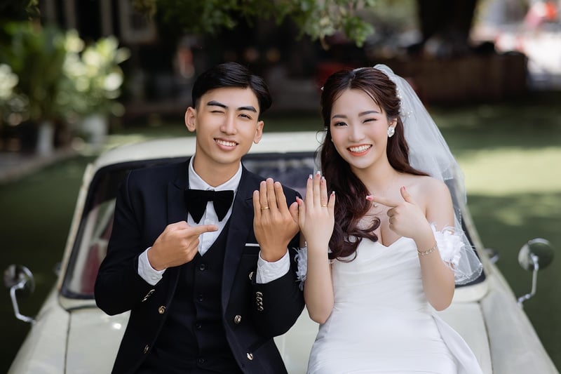 Modern Bridal Fashion